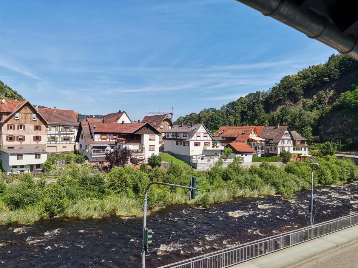 Hotel Gruener Baum - Hotel Im Murgtal, Schwarzwald Weisenbach Bagian luar foto