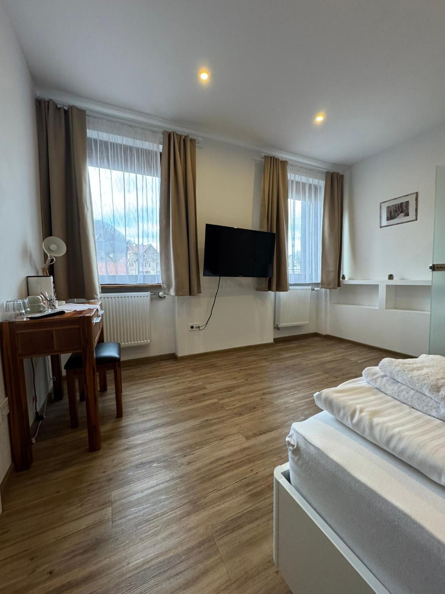 Hotel Gruener Baum - Hotel Im Murgtal, Schwarzwald Weisenbach Bagian luar foto